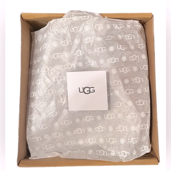 SOLD Brand New in box Perfect Christmas Gift - Picture 2 of 5